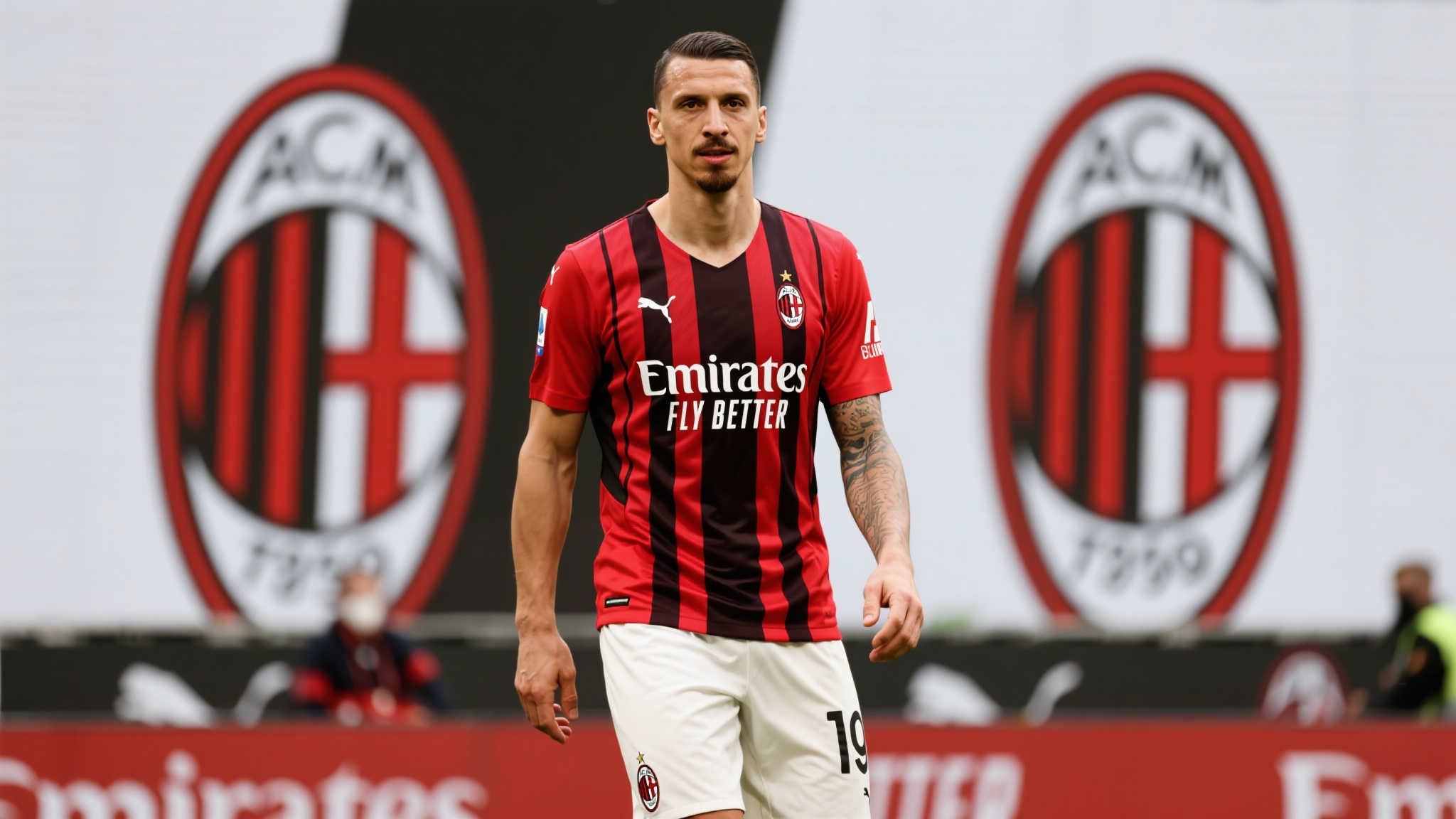 记者爆料:米兰与扎卡签约在即,下周或与勒沃库森敲定交易 记者爆料:米兰与扎卡签约在即,下周或与勒沃库森敲定交易